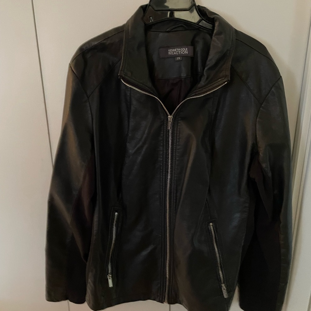EUC Kenneth Cole “leather” like jacket with stretch inserts. Sz 2x
